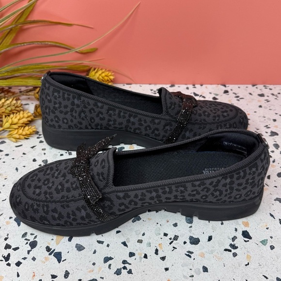 NEW Skechers Black Charcoal Leopard Bow Arch Fit Living Women’s Loafers Sz 10 - Picture 5 of 11
